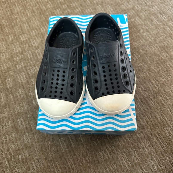 Native Shoes Jefferson C5 - Picture 5 of 6